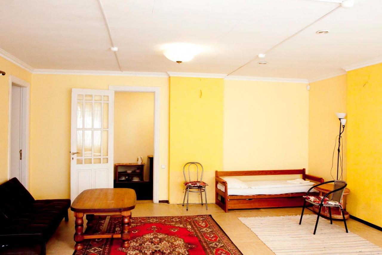 Sun Shine Apartments Jūrkalne エクステリア 写真